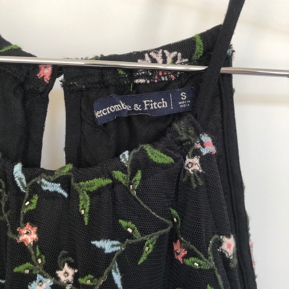 Abercrombie & Fitch Floral Beaded Mesh Halter Top - Picture 4 of 10